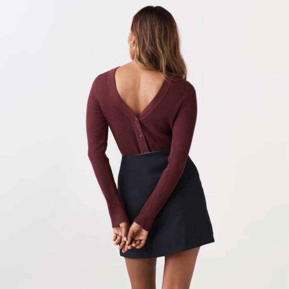Vetta Capsule Fitted Ribbed Cardigan (Reversible) - Picture 6 of 6